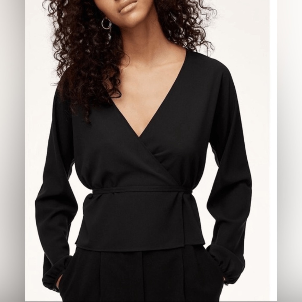 Aritzia | Wilfred Tie Waist Crossover Wrap Blouse in Black XXS